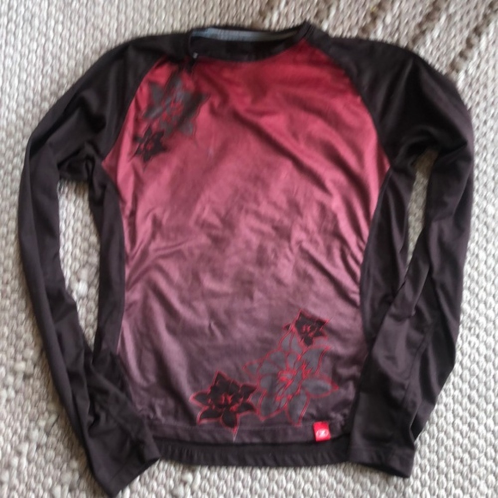 Sugoi running top